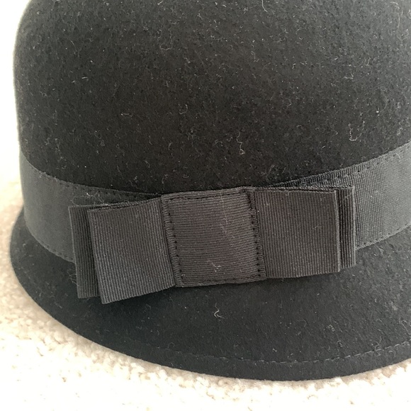 Black Derby Hat - Picture 2 of 3